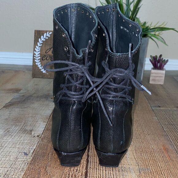 Stuart Weitzman Black Leather Booties - Picture 8 of 12